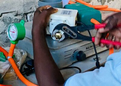 SOUL - Setting up a stove that uses biogas